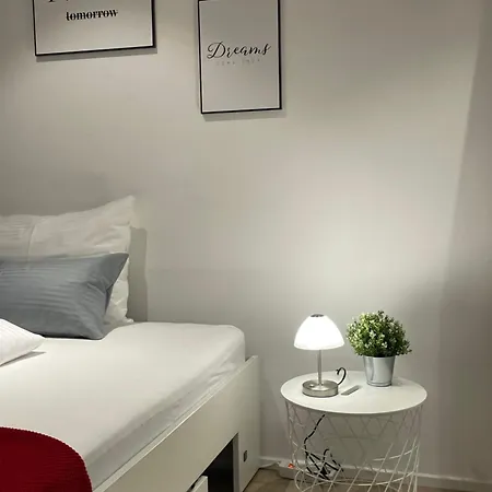 Modernes City-apartment Naehe Uniklinikum Und Zentrum Апартаменты Аугсбург